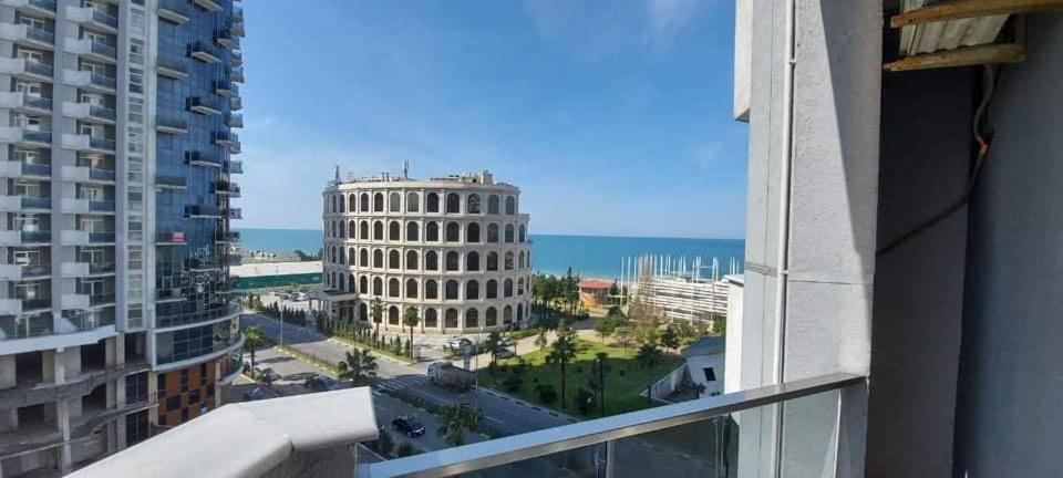 Orbi Sea Tower Block A Apartamento Batumi Exterior foto