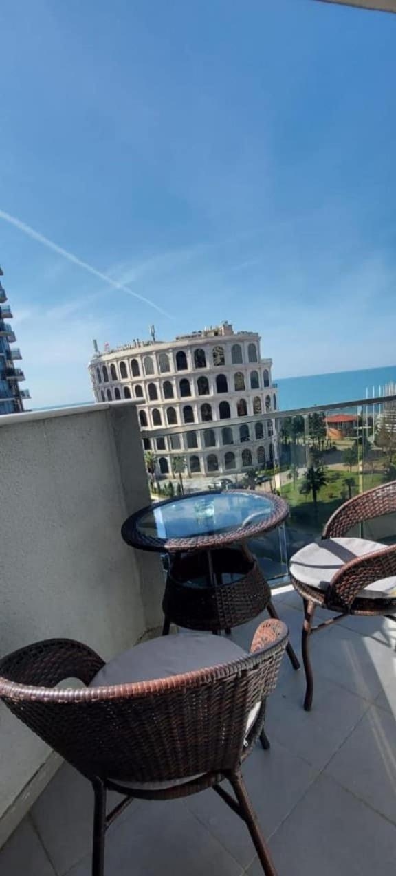 Orbi Sea Tower Block A Apartamento Batumi Exterior foto